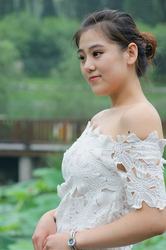 草比克黄色网站内容展示